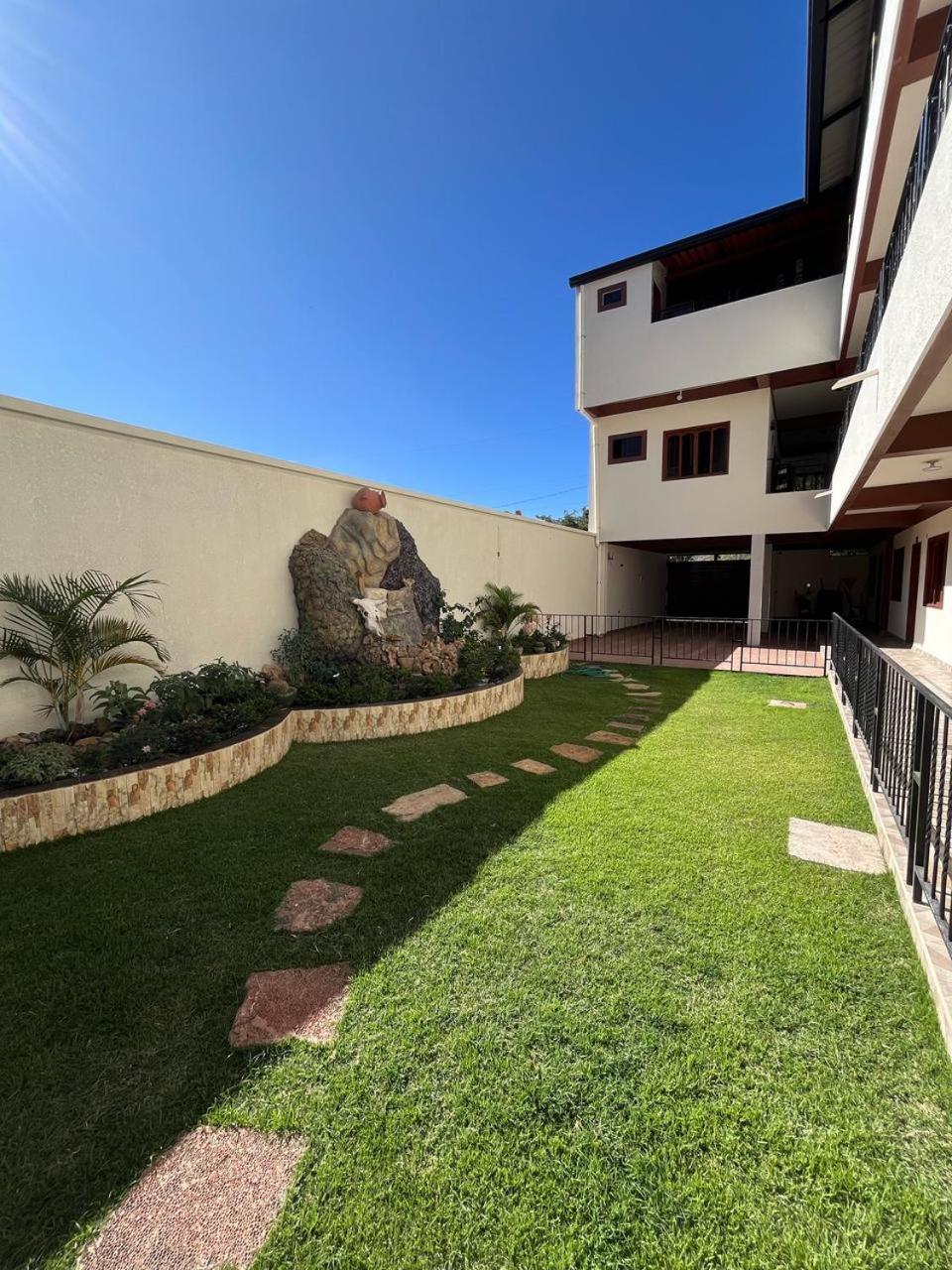 Hostal Dinosaurio Torotoro Dış mekan fotoğraf